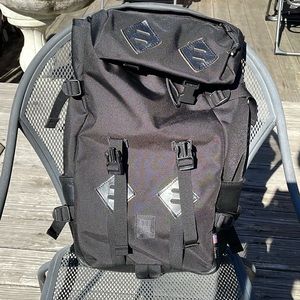 Topo Designs Premium cinch-top and buckle backpack. Perfect shape like new!